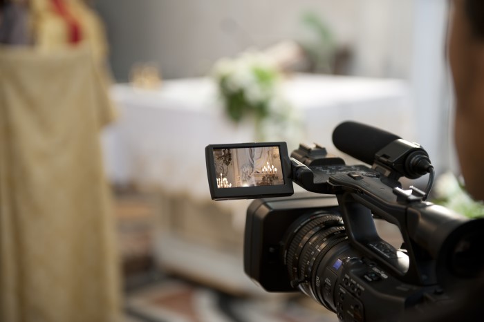 فیلم برداری و عکاسی مراسم عروسی و نامزدی