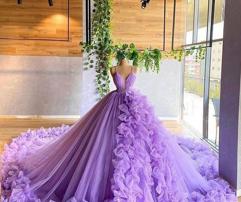 لباس عروس رنگی در شیراز